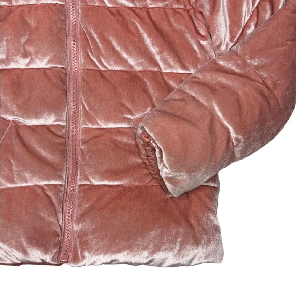 Old Navy‎ Velvet Puffer Jacket